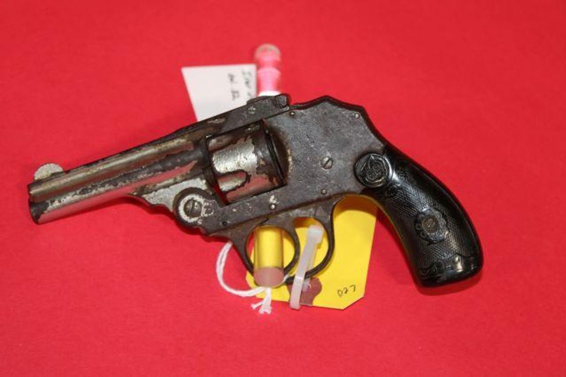 IVER JOHNSON 32 CAL. 