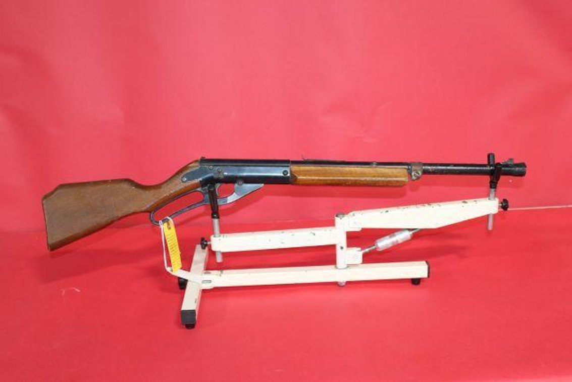 DAISY BB GUN LEVER ACTION 