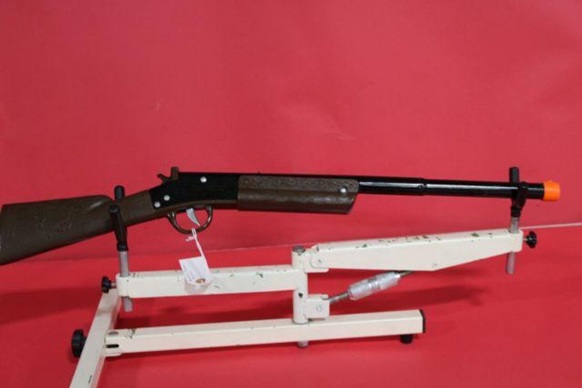 AMERICAN PIONEER TOY GUN 