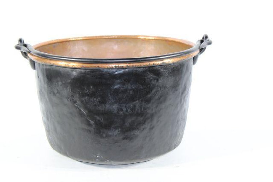 LARGE APPLE BUTTER CAULDRON