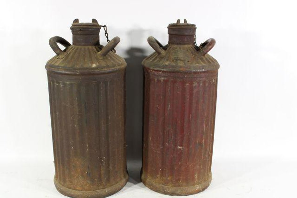 DAVIS WELDING MFG CO OIL CANS