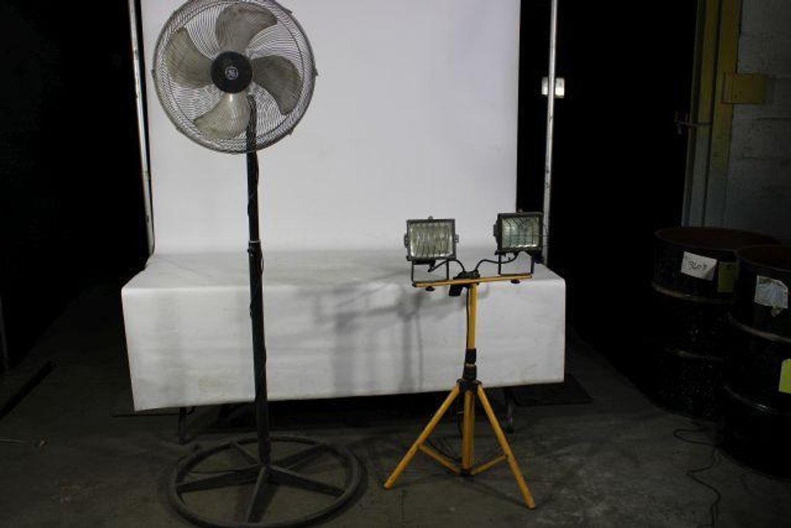 FAN AND SHOP LIGHTS