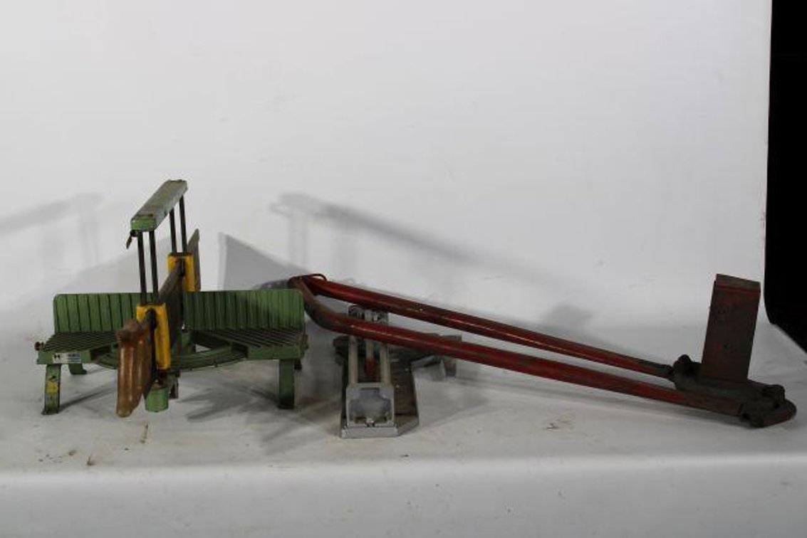 CUTTING TOOLS