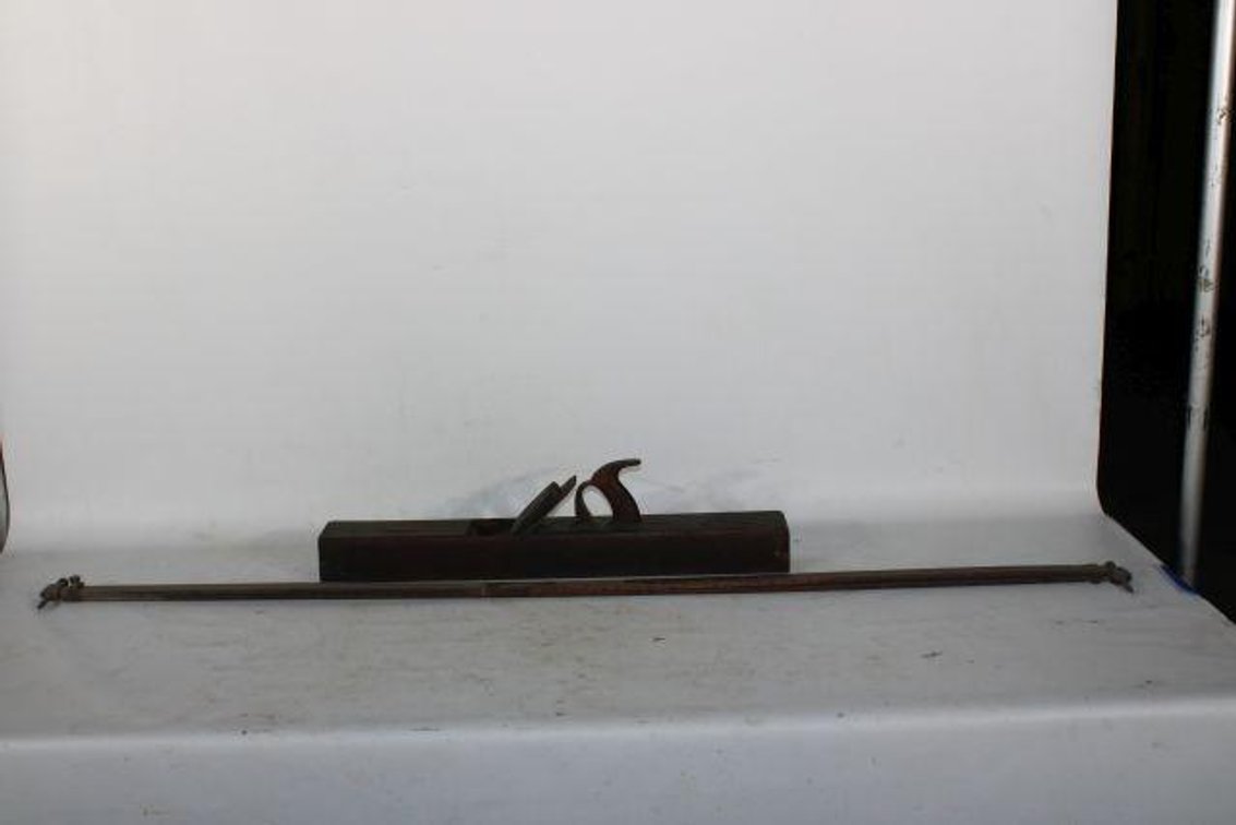VINTAGE COMPASS AND PLANER 