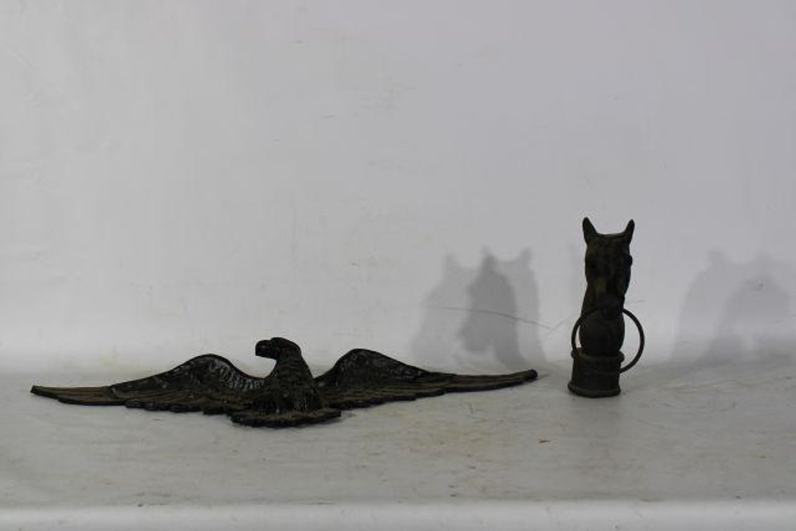 CAST IRON DOOR HANGERS W/ DOG BANK