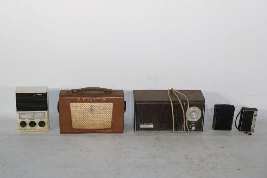 VINTAGE RADIO SYSTEMS