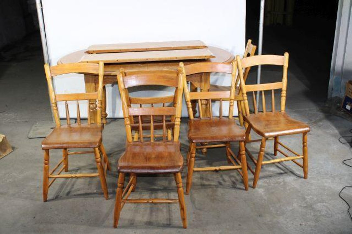 DINING TABLE AND CHAIRS
