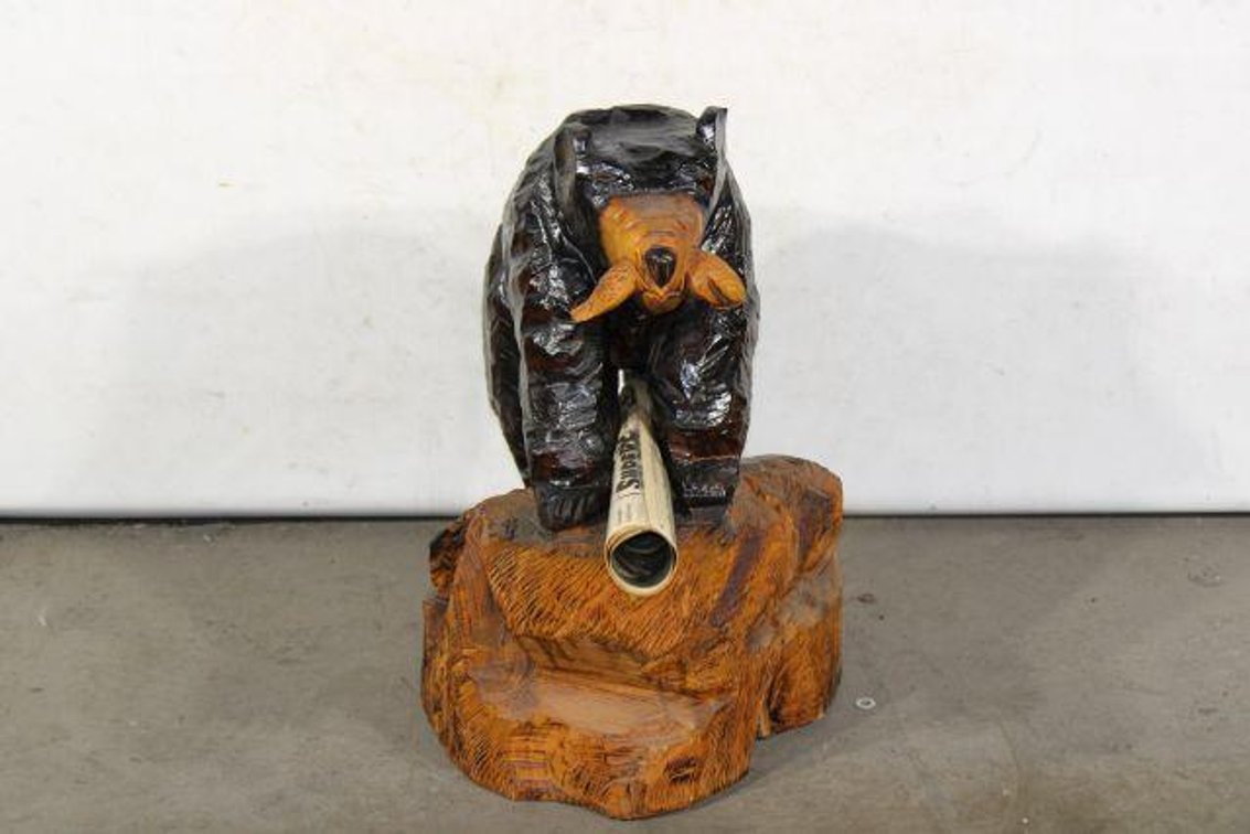 WOOD BEAR SCULPTURE