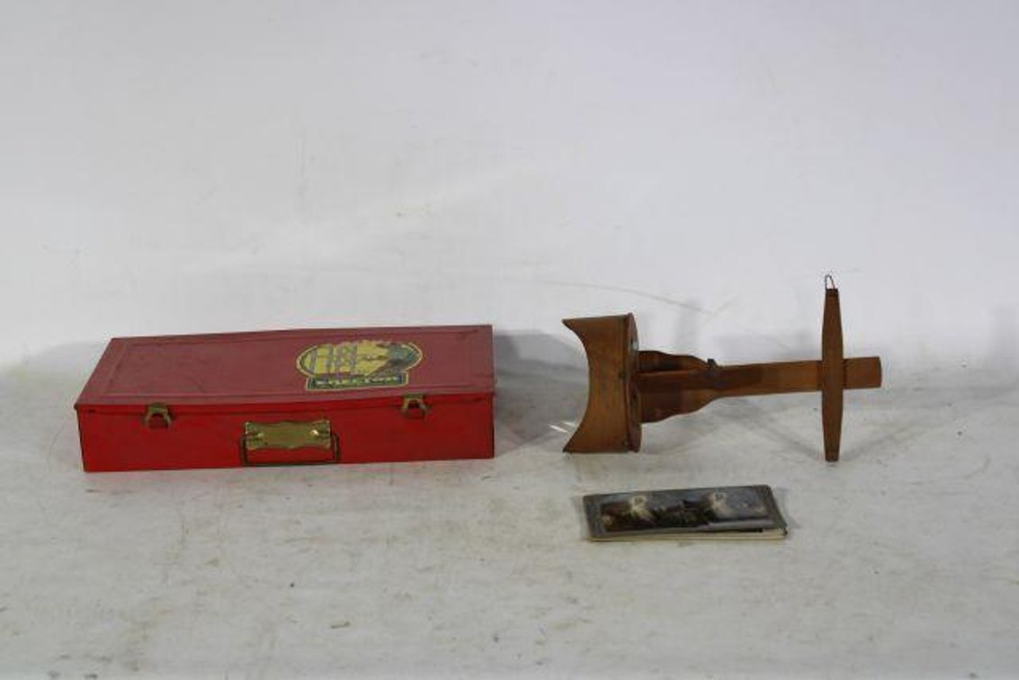 VINTAGE TOYS