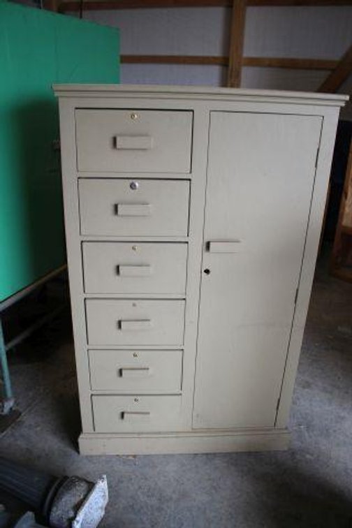 STORAGE CABINET