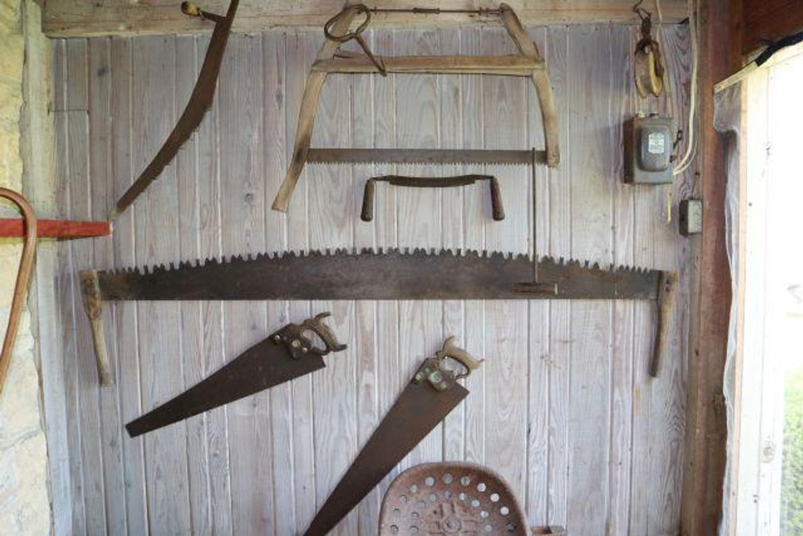 SAWS, TRACTOR SEAT, ETC