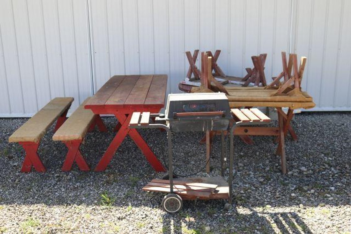 PICNIC TABLES W/ BENCHES AND GRILL