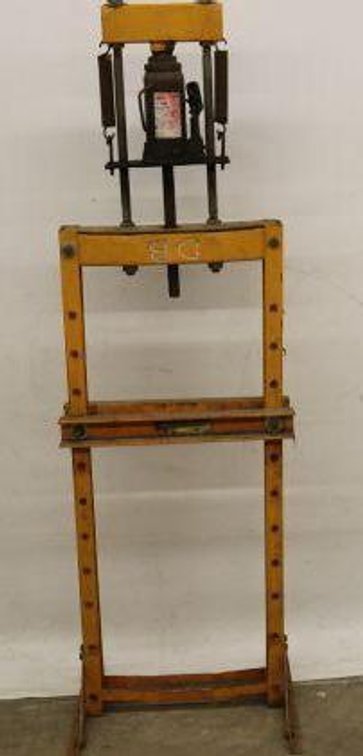 BOTTLE JACK PRESS
