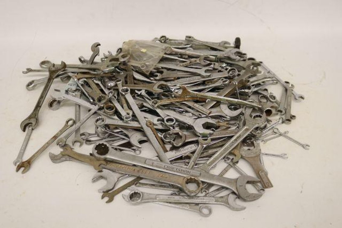 VARIOUS WRENCHES