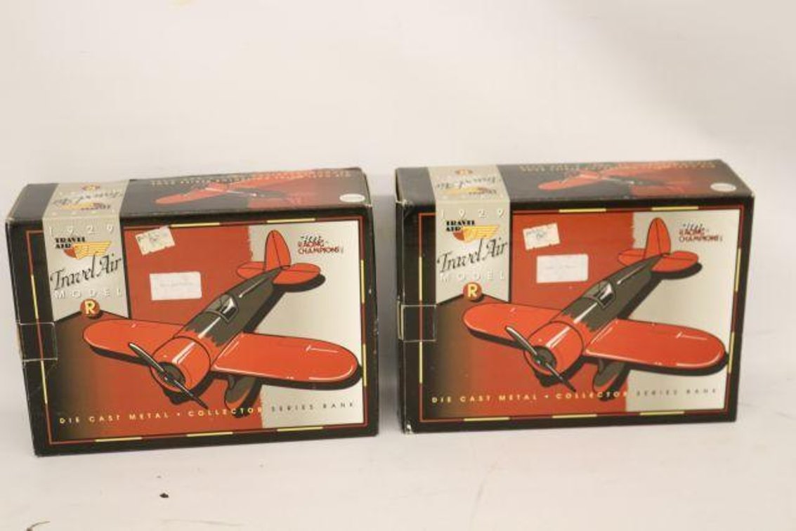 DARREL WALTRIP COLLECTIBLE PLANES