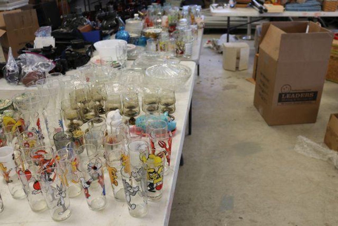 GLASS DISHWARE