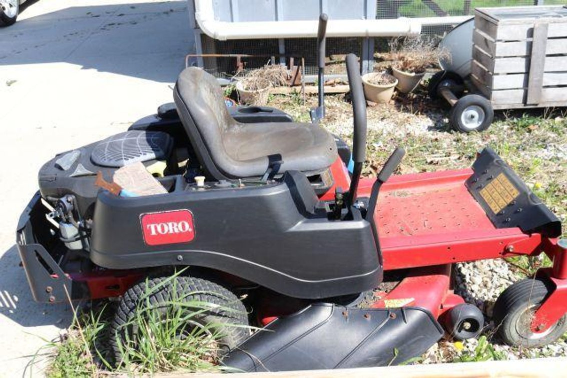 TORO TIME CUTTER SS 4226 ZERO TURN=NOT RUNNING