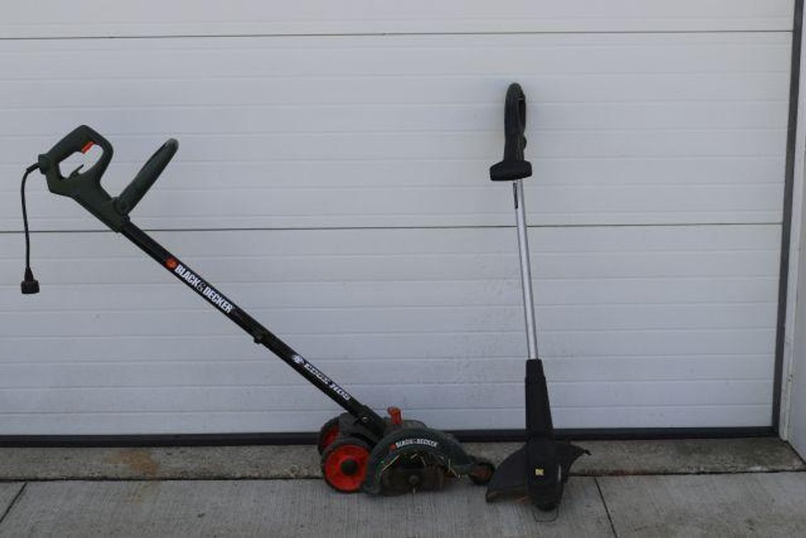 ELECTRIC WEED EATER AND EDGER 