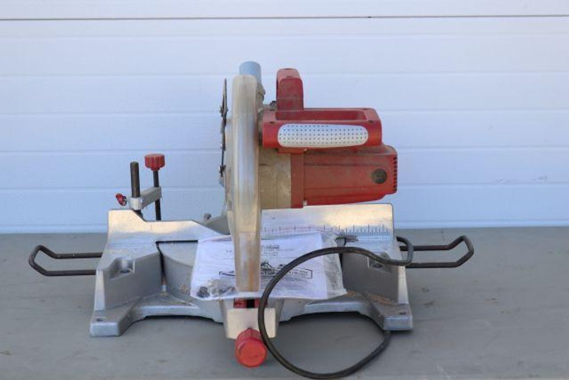 12" CHICAGO COMPOUND MITER SAW