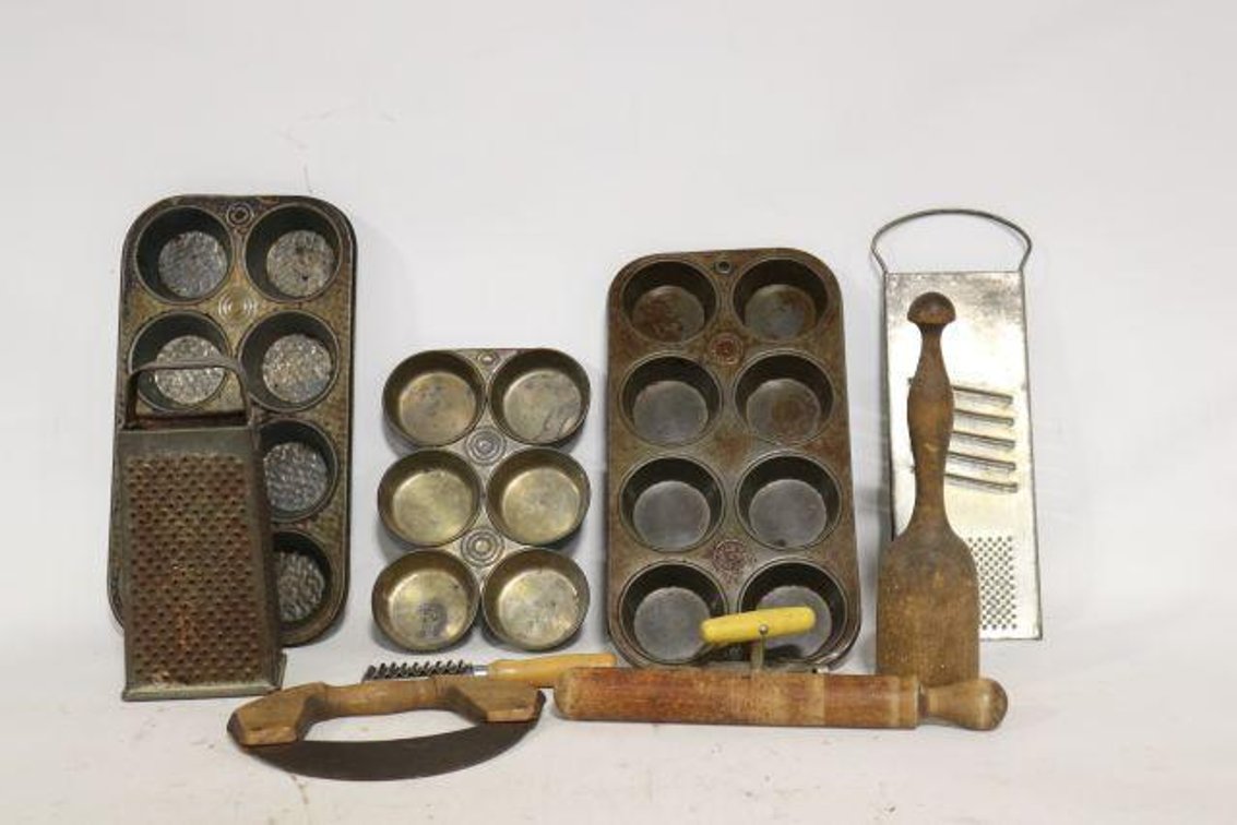 KITCHEN UTENSILS