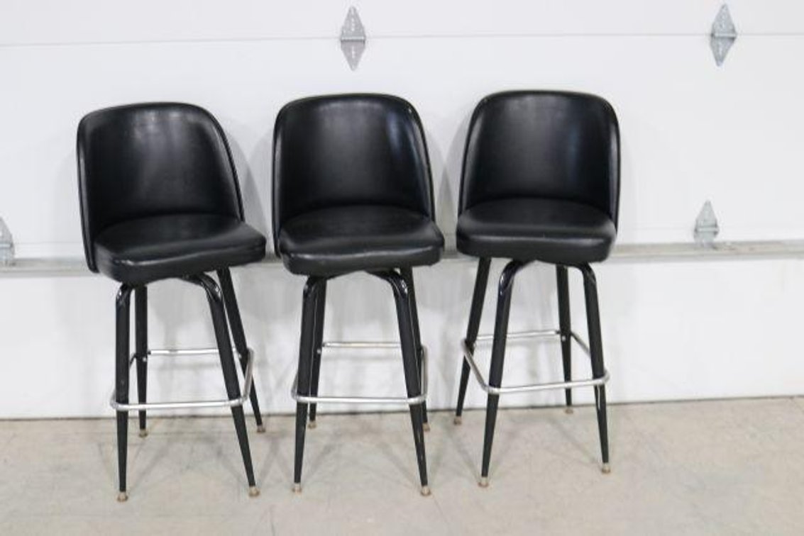BAR STOOLS