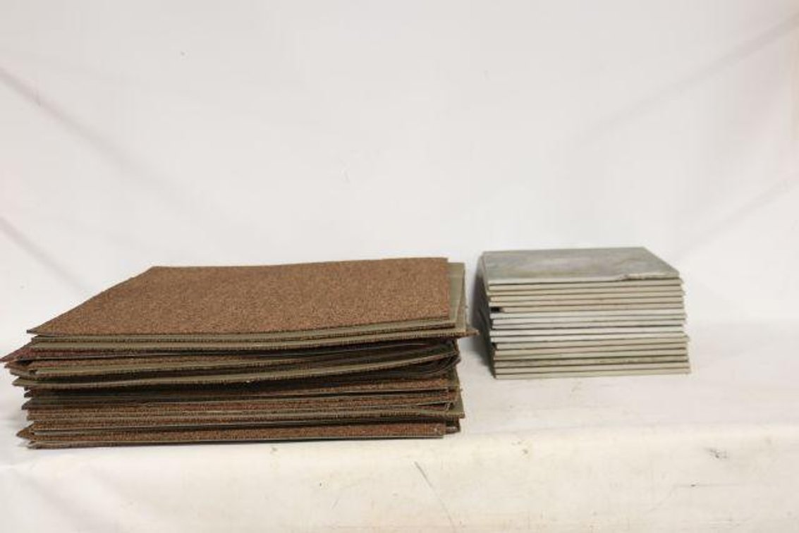 LARGE LOT OF CARPET SQUARES AND TILE