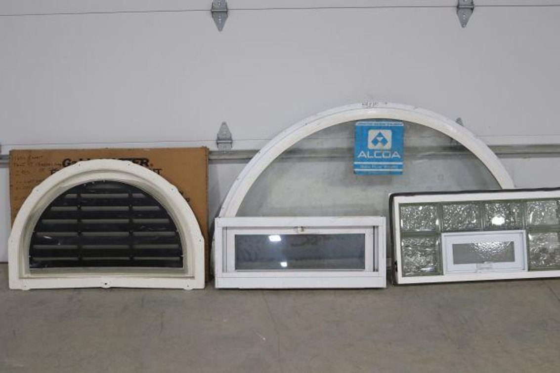 LOT OF WINDOW SUPPLIES