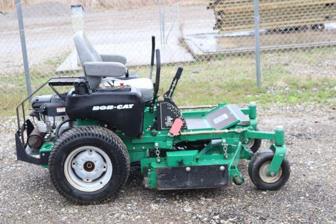 BOBCAT 218ES 54"  ZERO TURN MOWER (72)