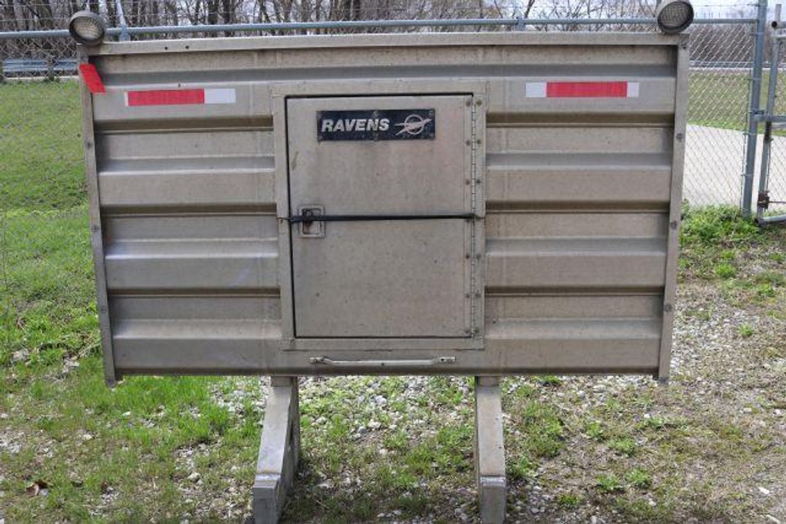 ALUMINUM SEMI HEADACHE RACK (24)