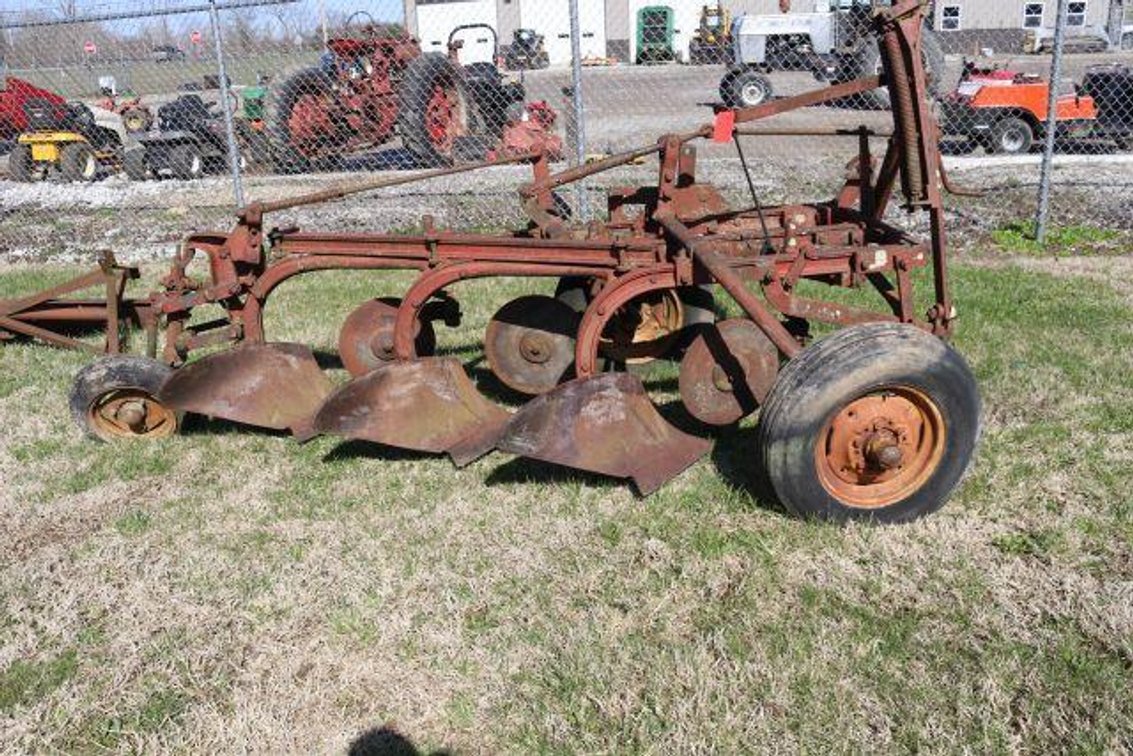 SUPER CHIEF 3 BOTTOM PLOW (6)