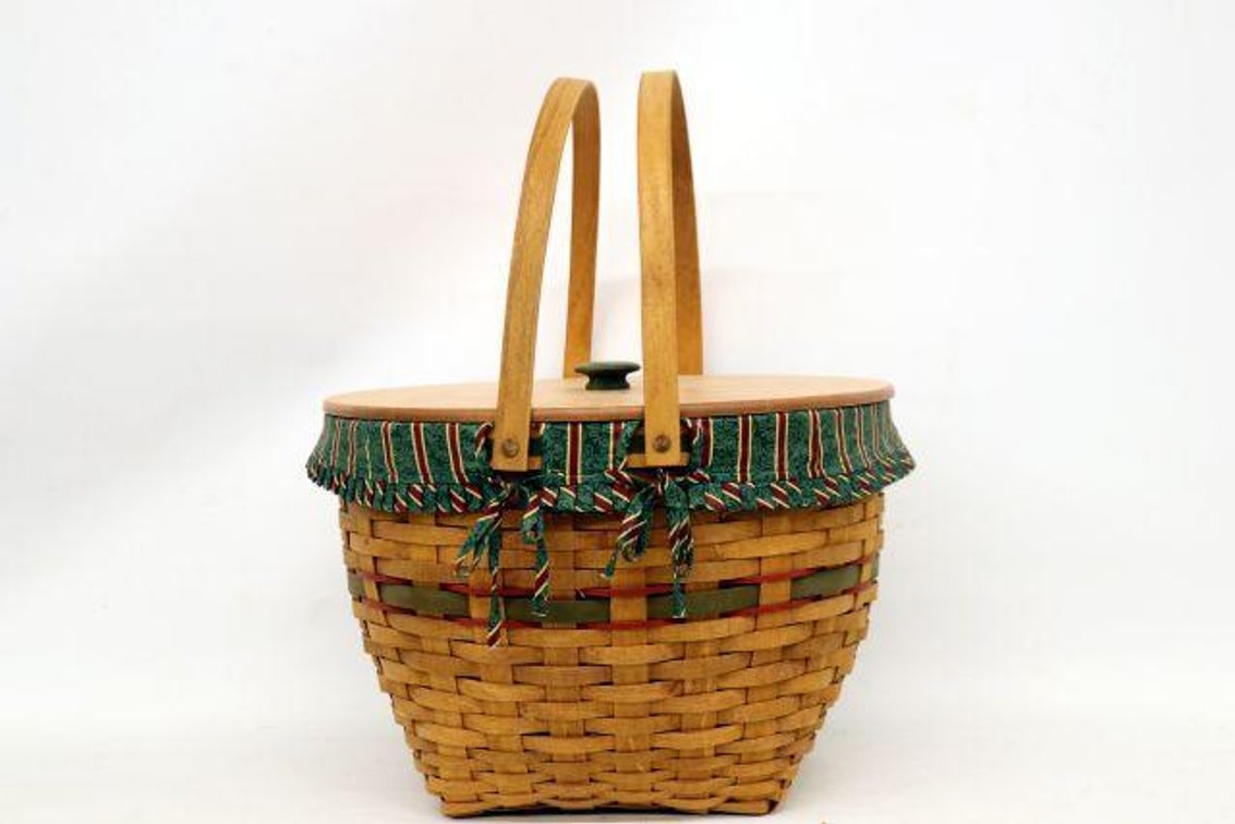 LONGABERGER HOLIDAY HOSTESS GREEN SLEIGH BELL BASKET