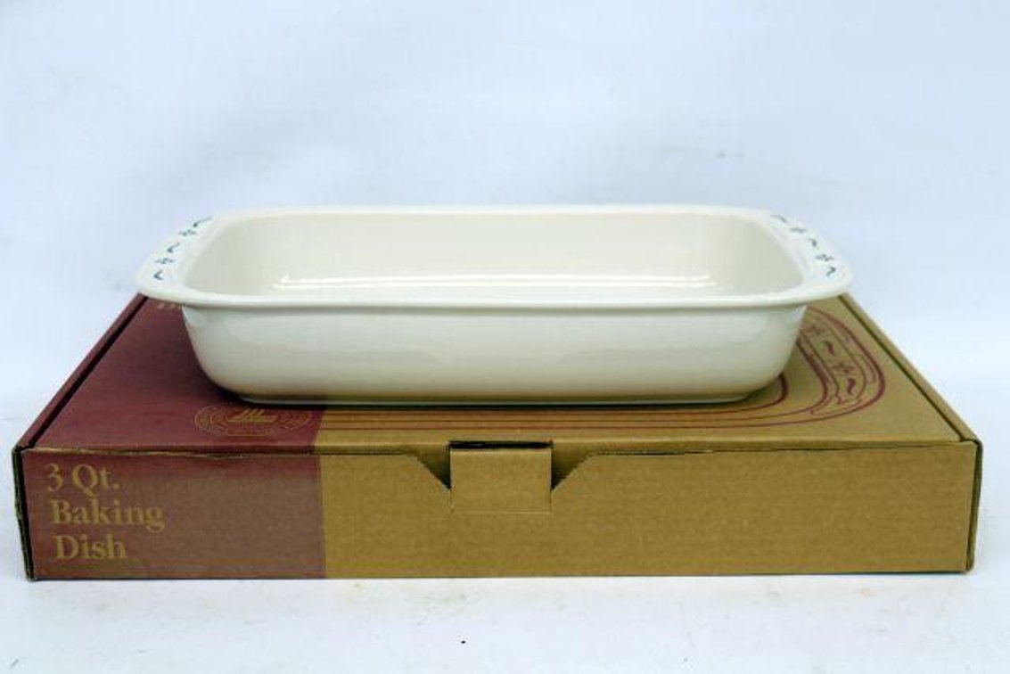LONGABERGER 3 QT HERITAGE GREEN BAKING DISH