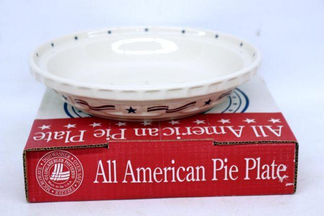LONGABERGER ALL AMERICAN PIE PLATE 