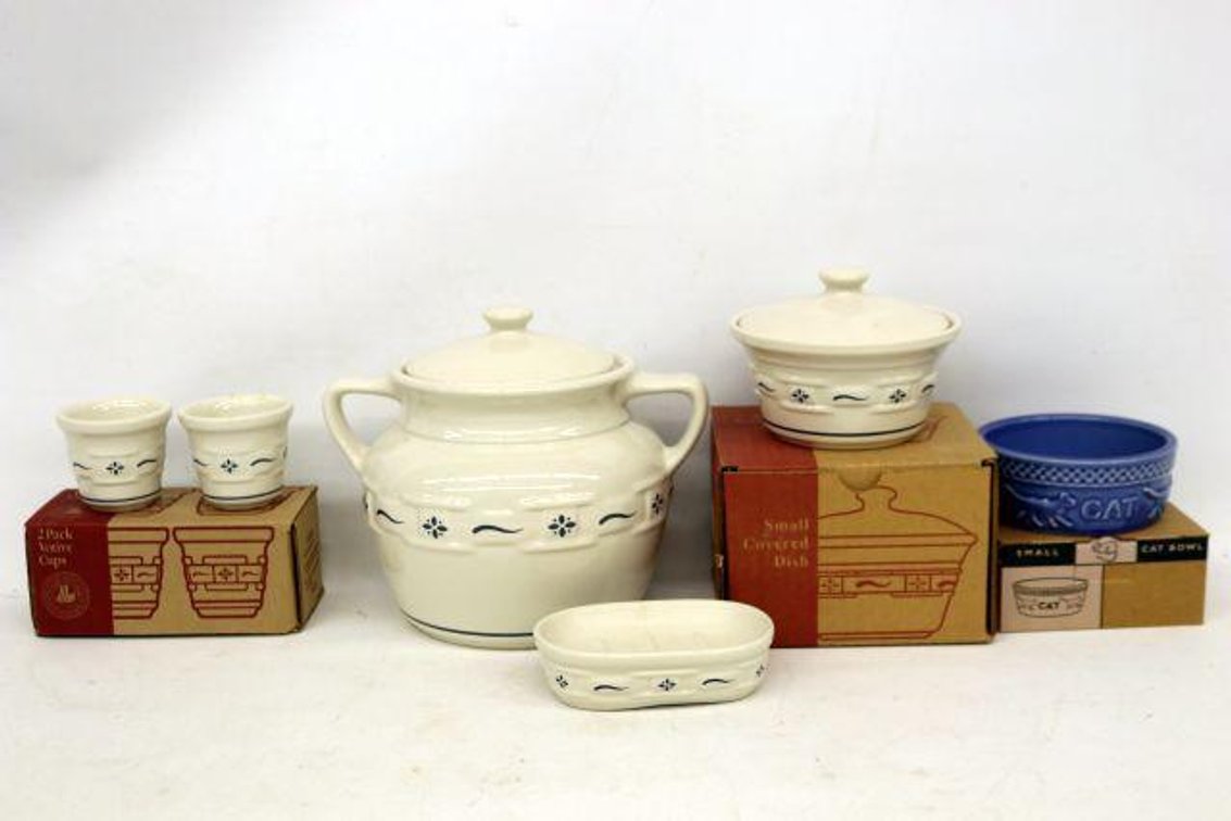 LARGE LOT OF BLUE LONGABERGER POTTERY