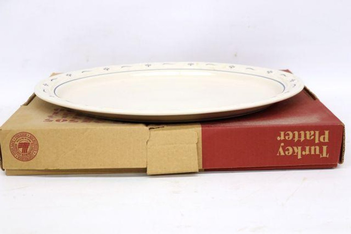 LONGABERGER TURKEY PLATTER