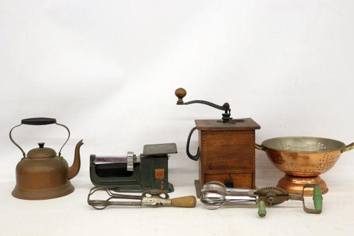 OLD KITCHEN SUPPLIES 