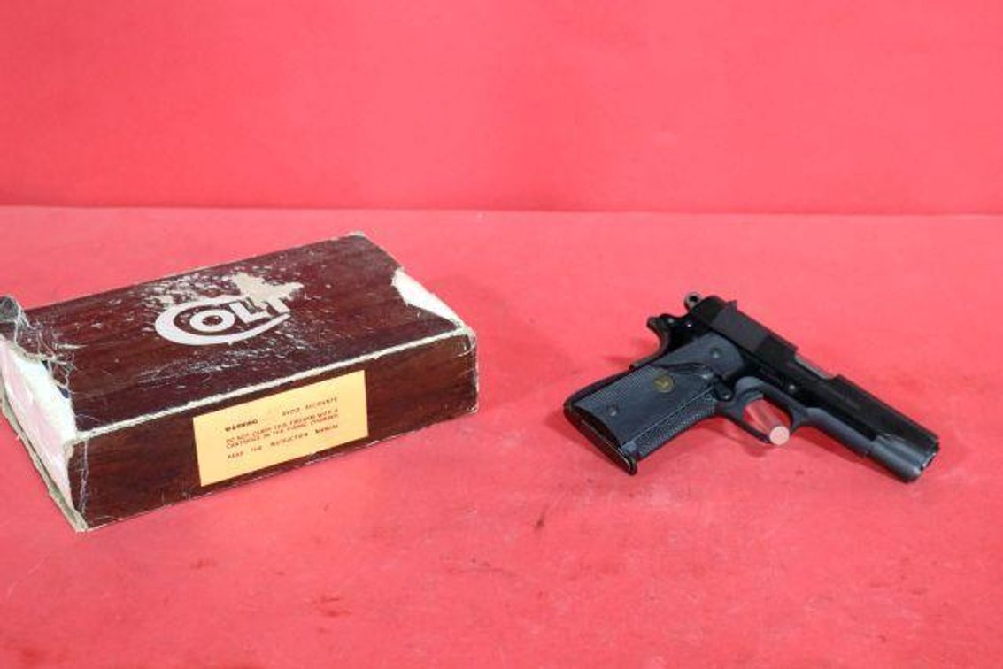 COLT 1911 MARK IV SERIES 80 LIGHTWEIGHT COMMANDER MODEL PISTOL