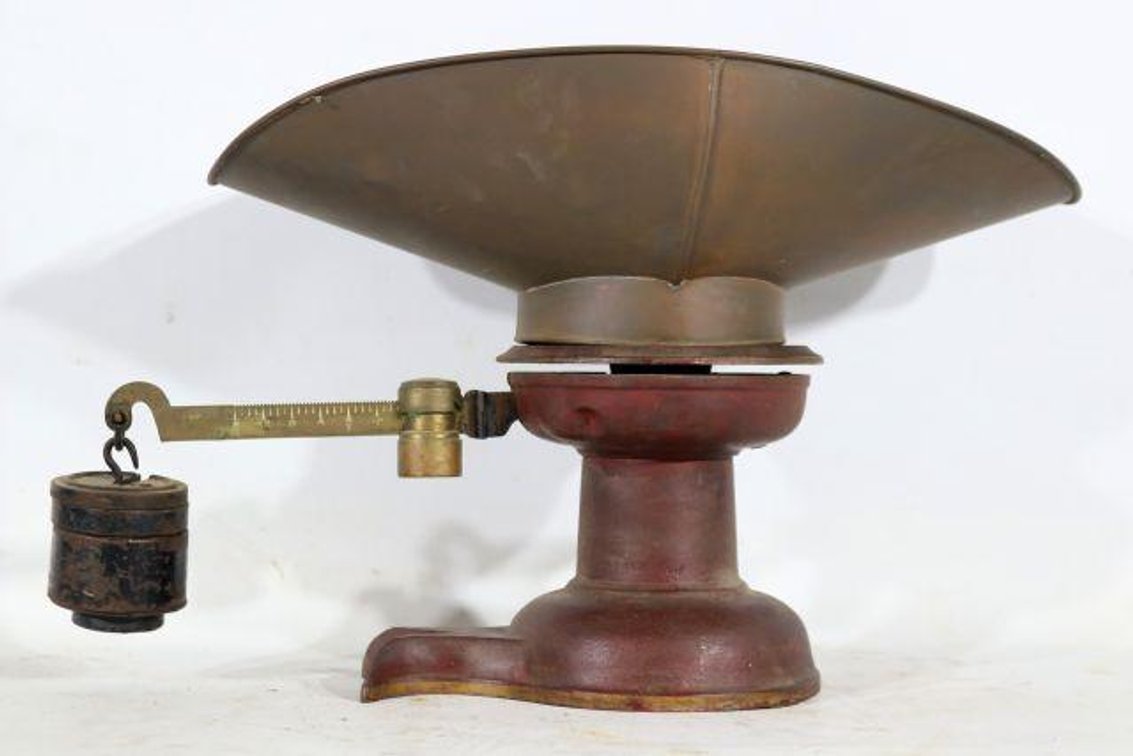 HOWE CAST IRON BALANCE BEAM SCALE 