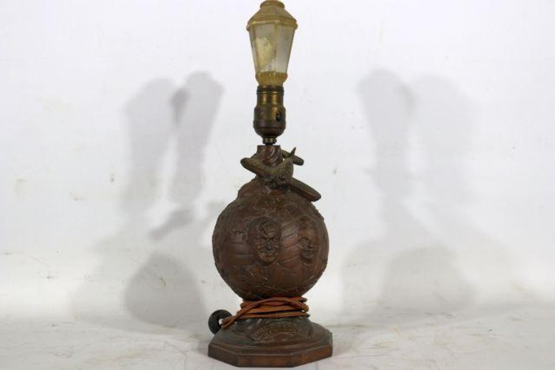WILL ROGERS WILEY POST LAMP