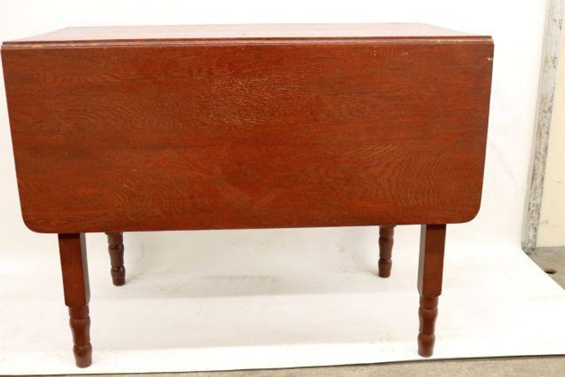 FOLDING TABLE AND CHAIRS