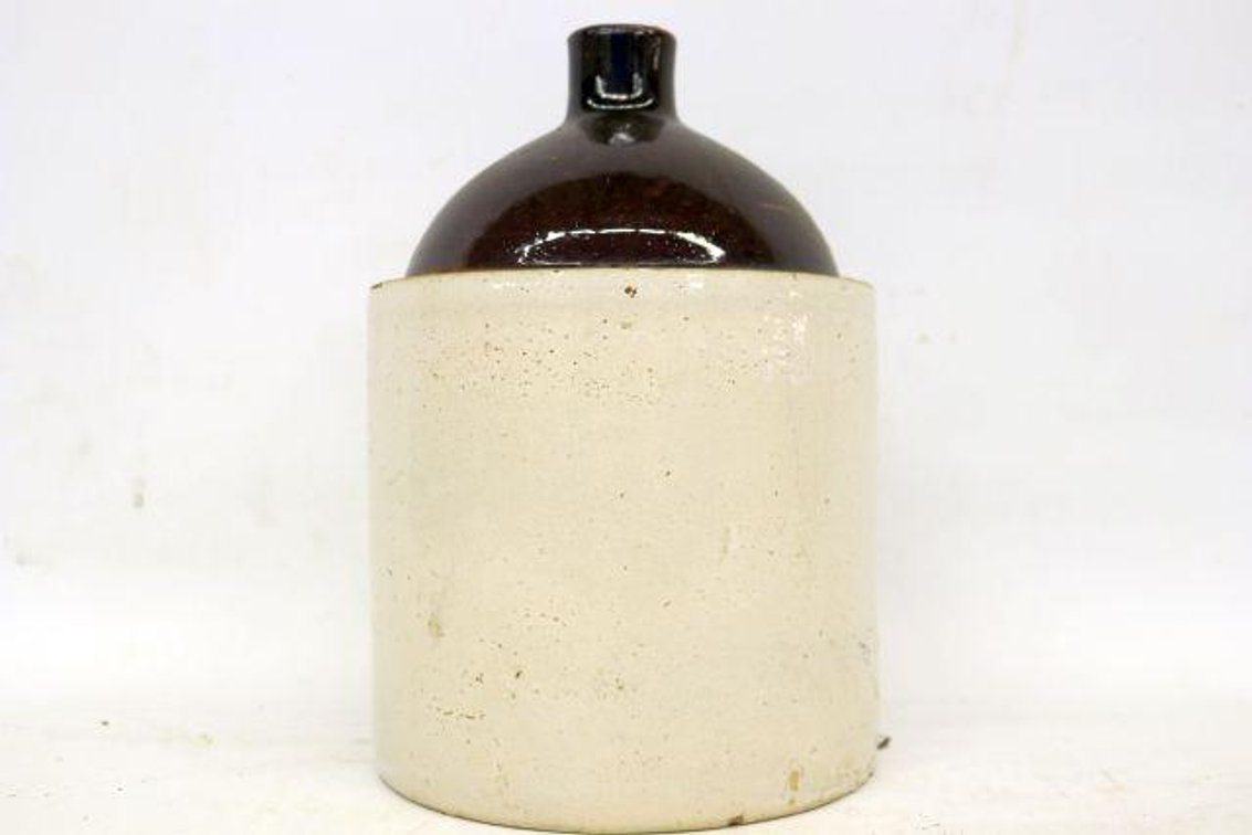 CROCK JUG