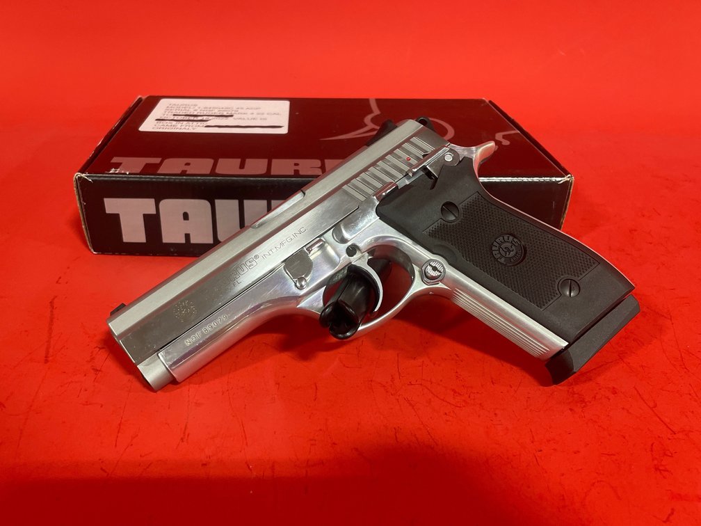 Taurus PT945