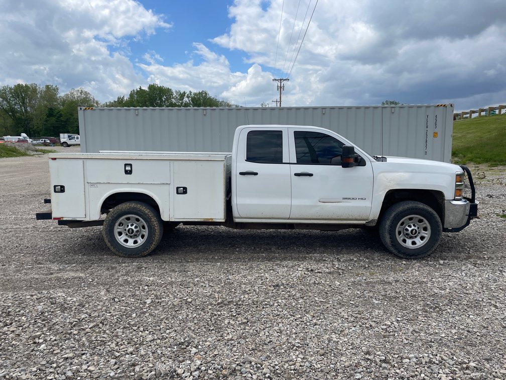 2016 Chevrolet Silverado Pickup Truck