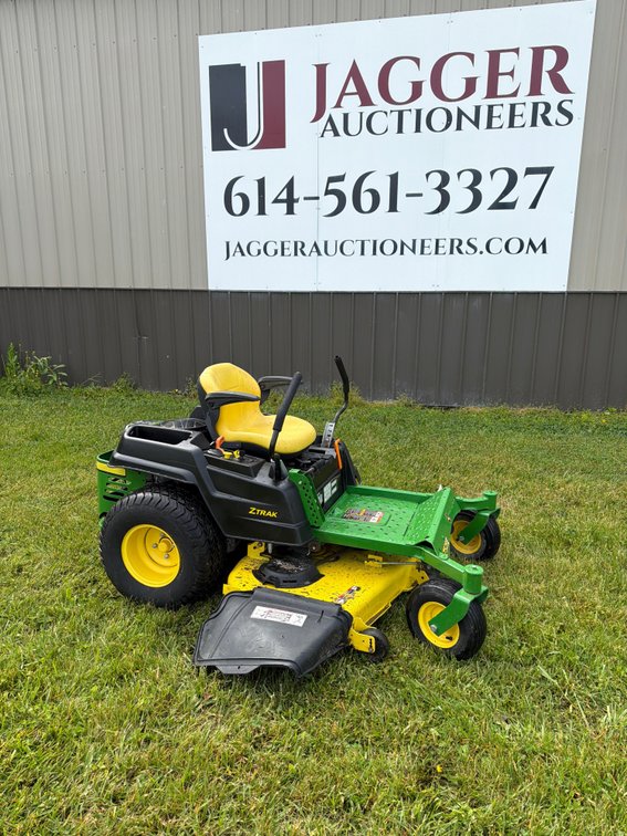 JD Z525E Zero Turn