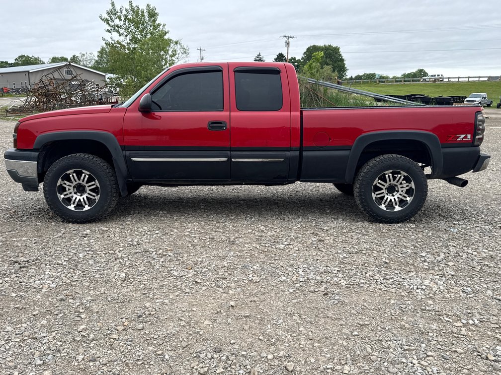 2005 Chevrolet Silverado Pickup Truck