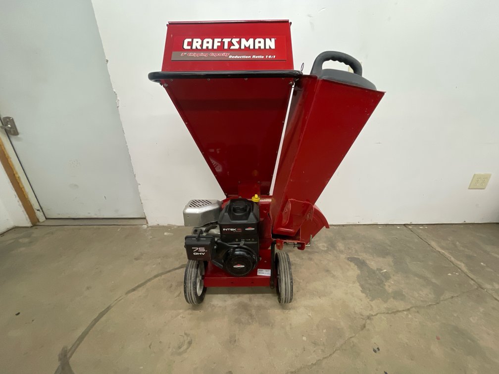 WOOD CHIPPER