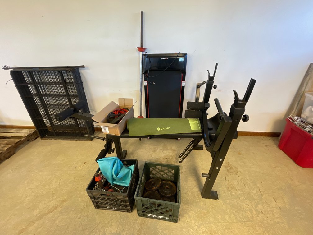 EXERCISE EQUIPMENT