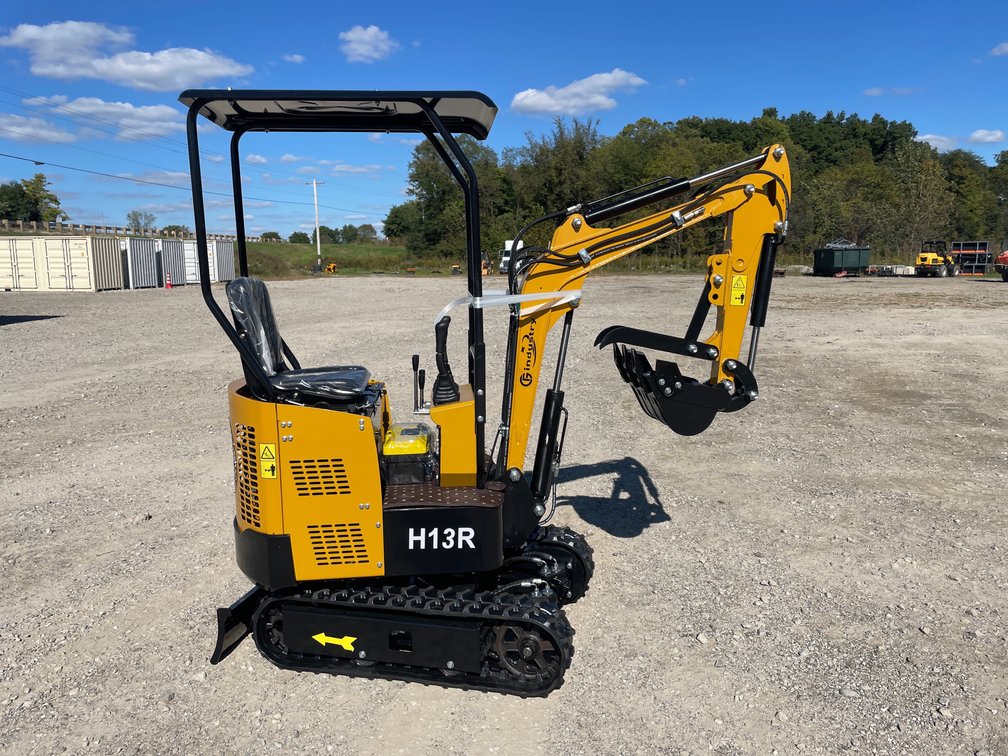 H13R MINI EXCAVATOR
