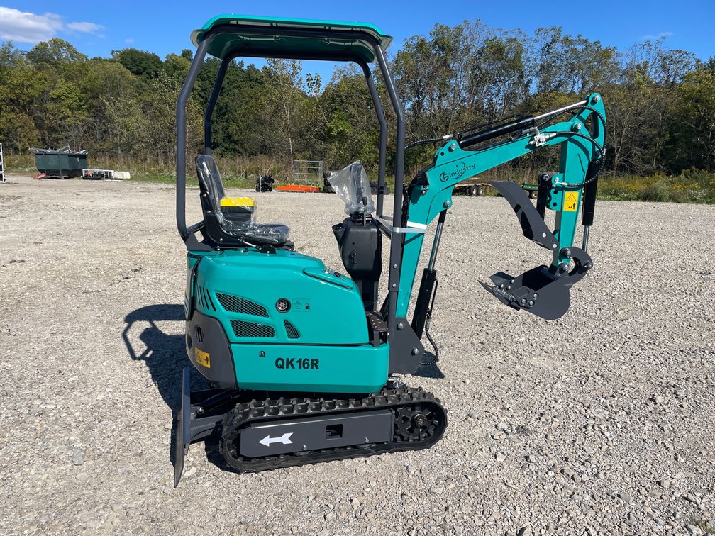QK16R MINI EXCAVATOR