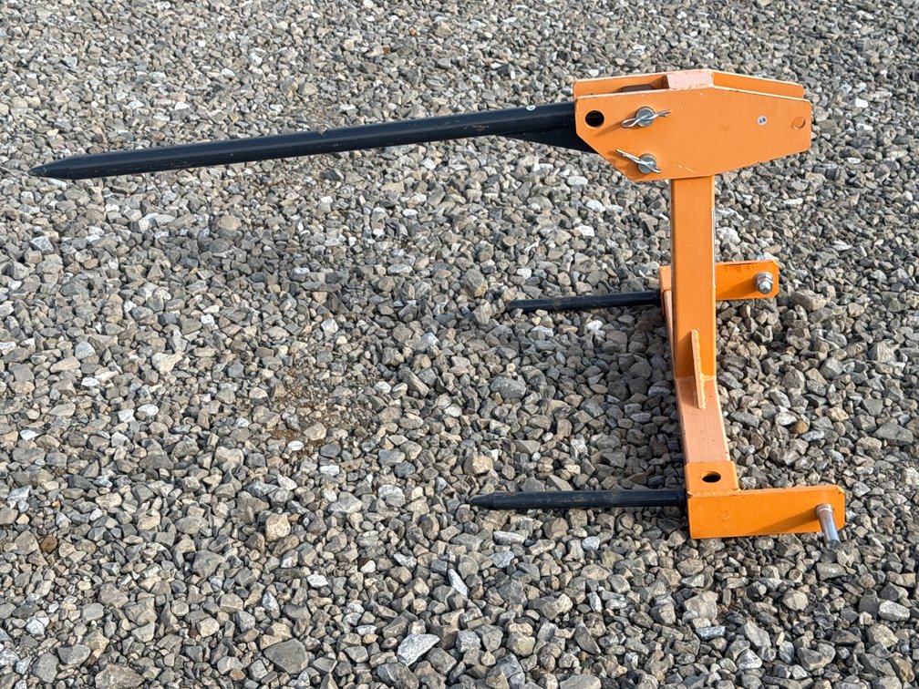 3PT BALE SPEAR